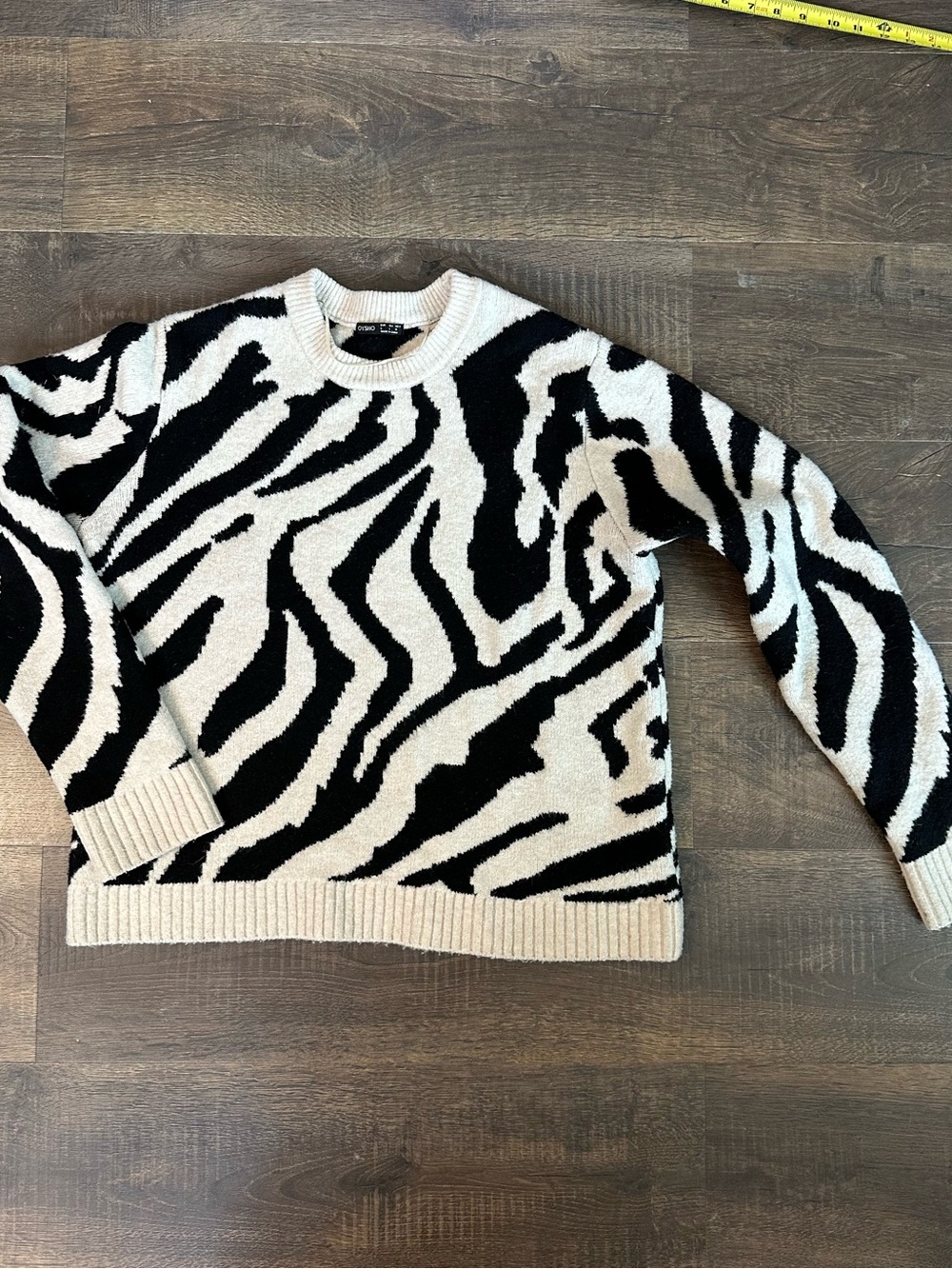 Oysho Zebra Animal Print Knit Sweater Black Cream Size Large L